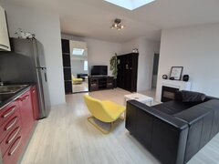 1 Decembrie, Trapezului